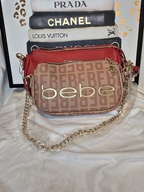 bebe Two-Piece Crossbody Set in Red and Beige with Gold Chain